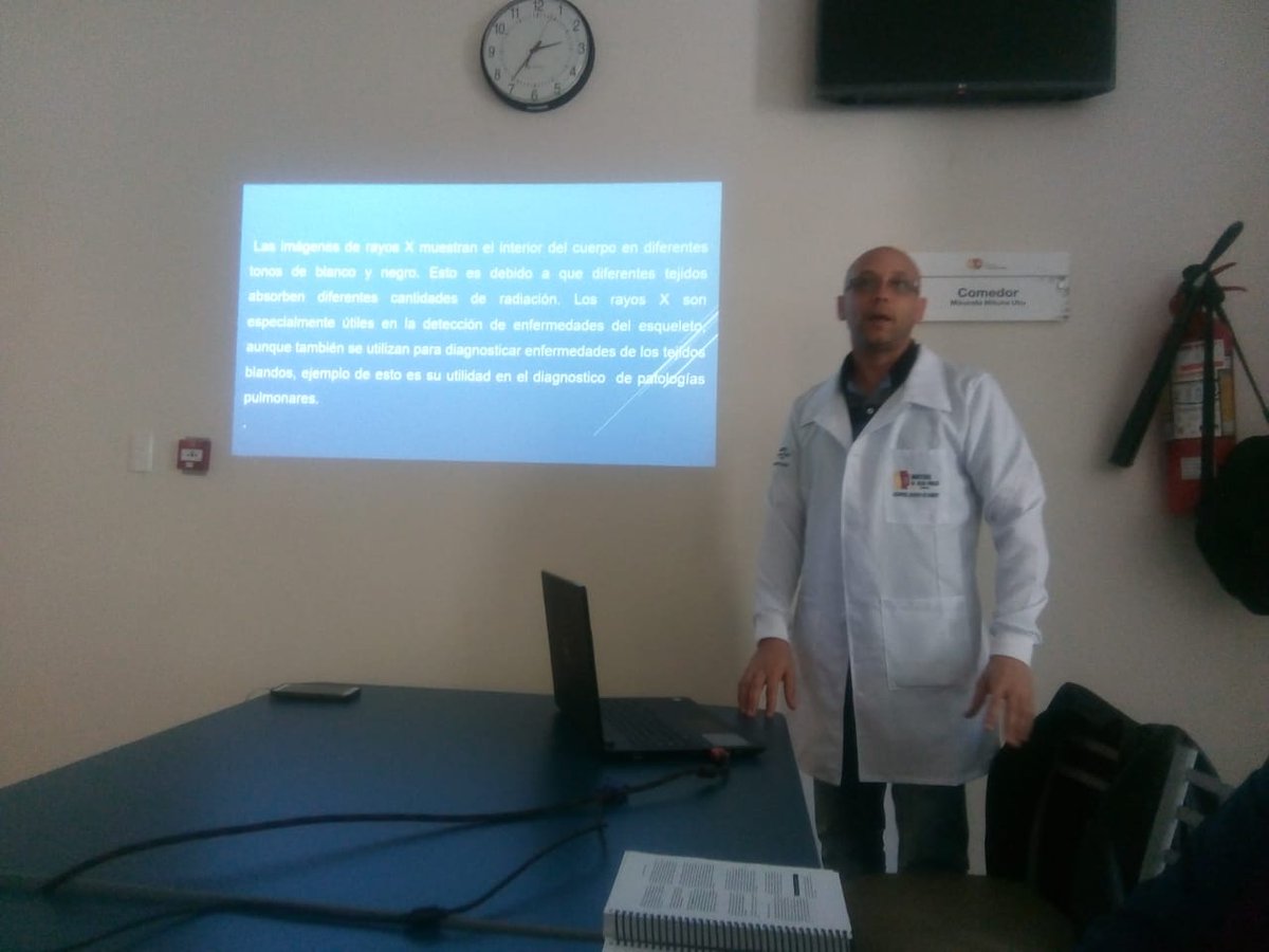 CubacooperaEcBA's tweet photo. #Cuba #CubaPorLaSalud @embacuba_ecuad @CubacooperaEc @CubacooperaCu Capacitación de imagenologia al personal medico del Hospital Básico de Baños, compartiendo conocimientos en aras de ofrecer una mejor atension medica a los usuarios que la solicitan, #SembrandoSalud BMC Baños https://t.co/QXoIgQFxrc