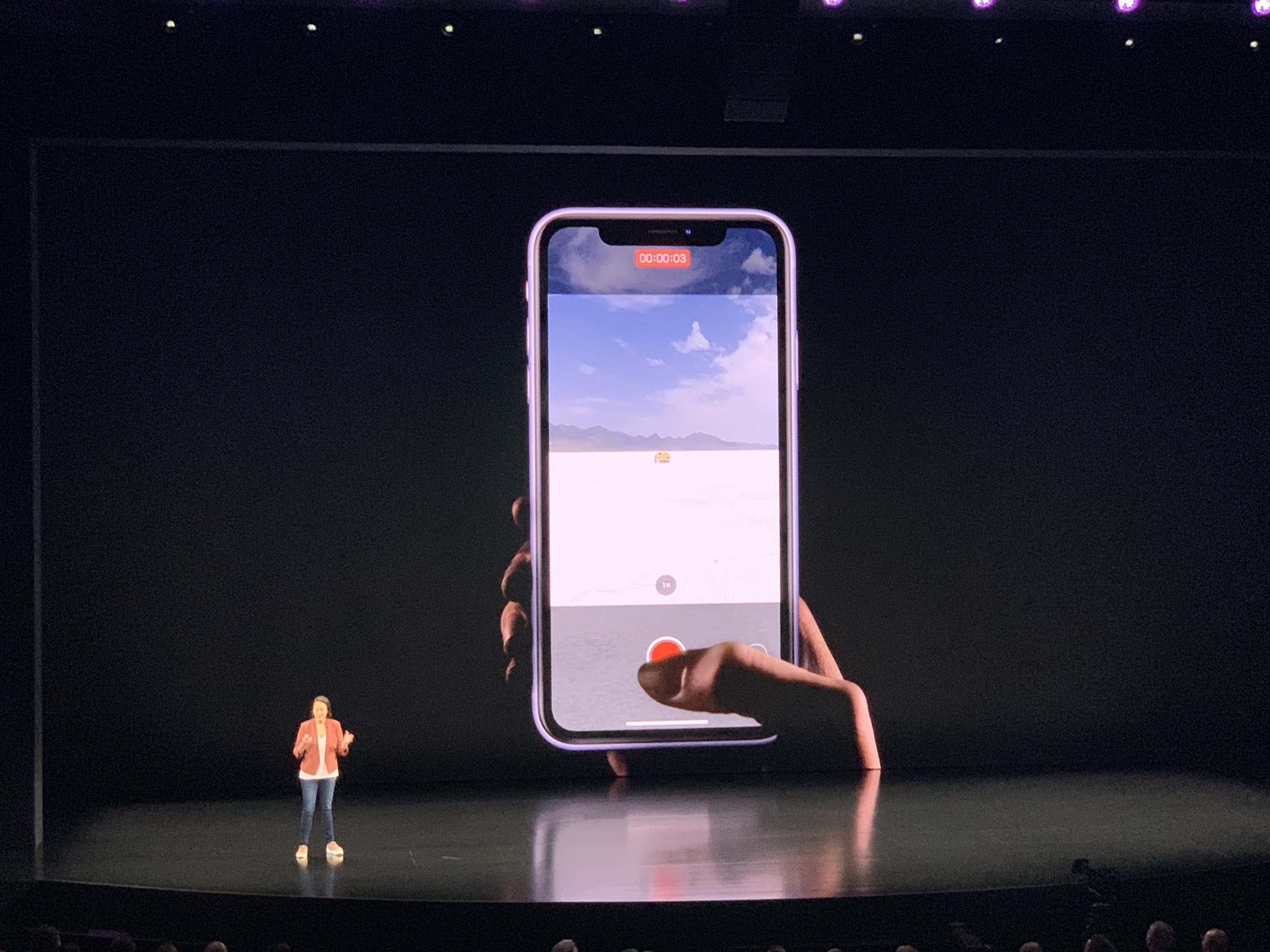 EEHxhfrUwAEtZgp?format=jpg&name=4096x409