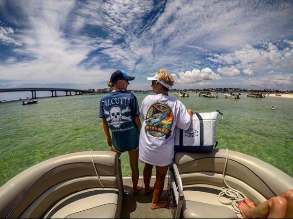 Let me tell you about my best friend...#calcuttasoftcooler #bestfriend #calcuttashirts #calcuttahats #calcuttavisors #calcuttafishing #calcuttaboating

📸laineyjamesfishing