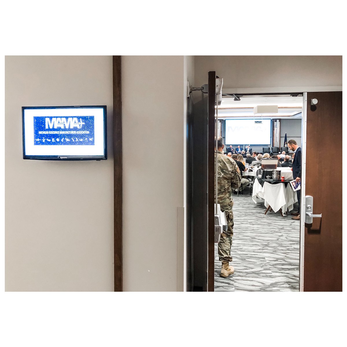 Traverse City based company <a href="/AtlasSpace/">ATLAS Space Operations</a> CEO <a href="/atlasground/">Sean McDaniel</a> + <a href="/jamesncantrell/">Jim Cantrell</a> CEO of #StratSpace talk about why communications to satellites is one of the most important aspects of what we do in space w/ <a href="/MAMA_MichMan/">Michigan Aerospace Manufacturers Association</a> #MAMASpace #traversecity #spacetech