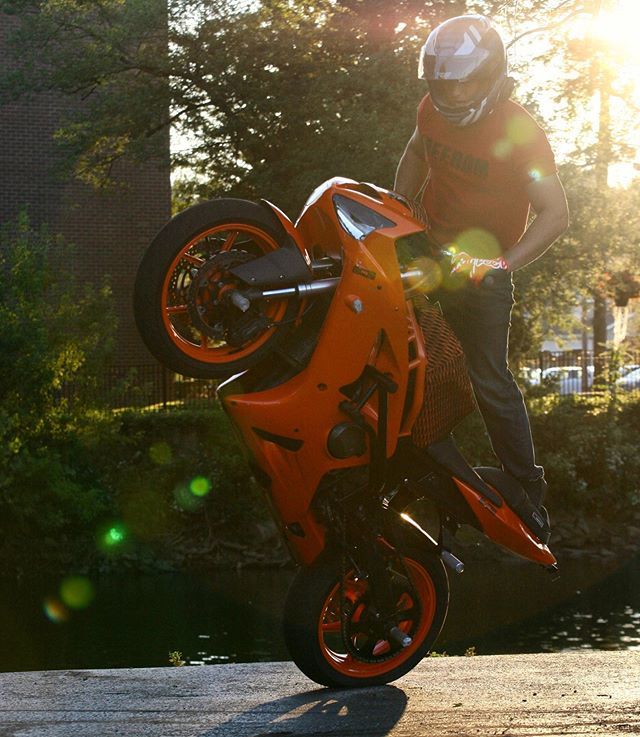 StuckInOhio's tweet photo. (insert trendy sunset quote)
.
#StackFooty #LandBangers #StuckInOhio 
SiO photo of moto team rider @duddy_mc_durd 🌆 https://t.co/Rbo82snbek https://t.co/NgLyqeCwuY