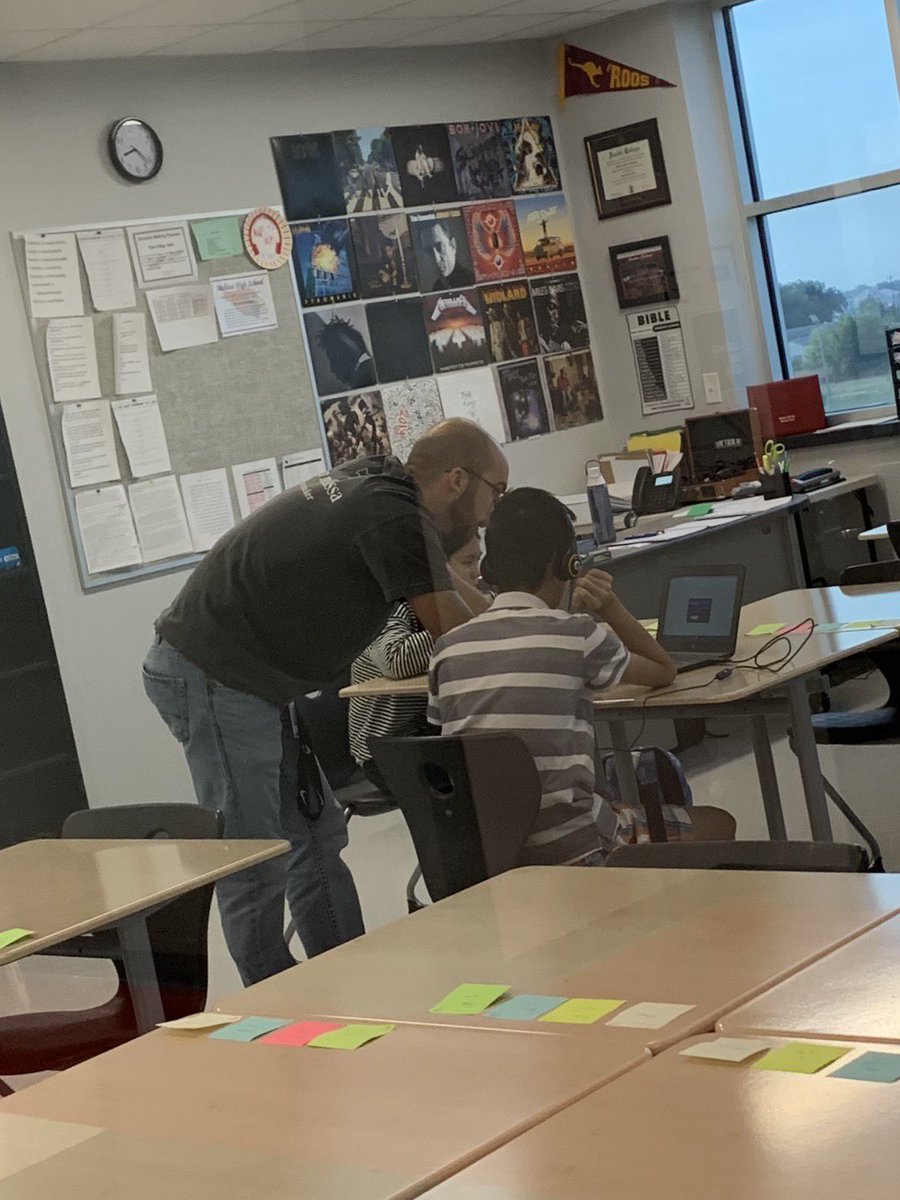 (2/2) Each set of parents proud as their children embark on a new journey. #DifferenceMaker