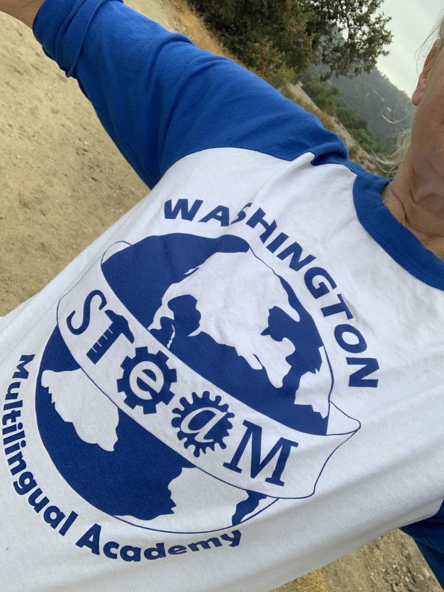 Repping my awesome local middle school on the morning walk. If I had kids, they could walk there. @WSMApusd @principalwsma @pusdmagnets #pusdproud #neighborhoodschools #gopublic