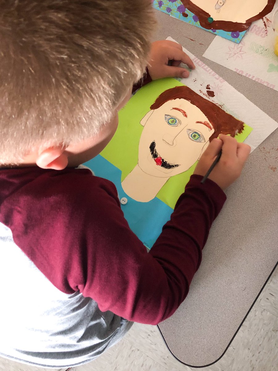 mollieperachio's tweet image. #directeddrawing for our #secondgrade #selfportrait #iteachtoo #secondgraderocks #weareallwonders