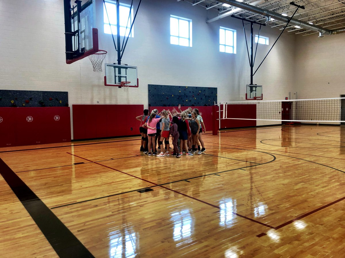 GHSscotties's tweet photo. The Volleyball Skills Program got underway last week. The 5-week program takes place in the evenings at Irle School Gymnasium. We have 32 Girls in 3rd to 6th Grade this year. It’s not too late to join our teams!! #FeederPrograms https://t.co/qqn02EbOAN