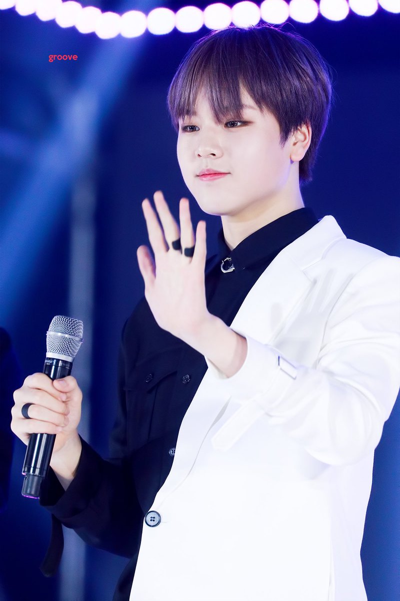 groove_ndh's tweet photo. 190901 안뇽안뇽
#남도현 #NAMDOHYON #엑스원 #X1 #귀여운남도현 https://t.co/3BaTM4ASgJ