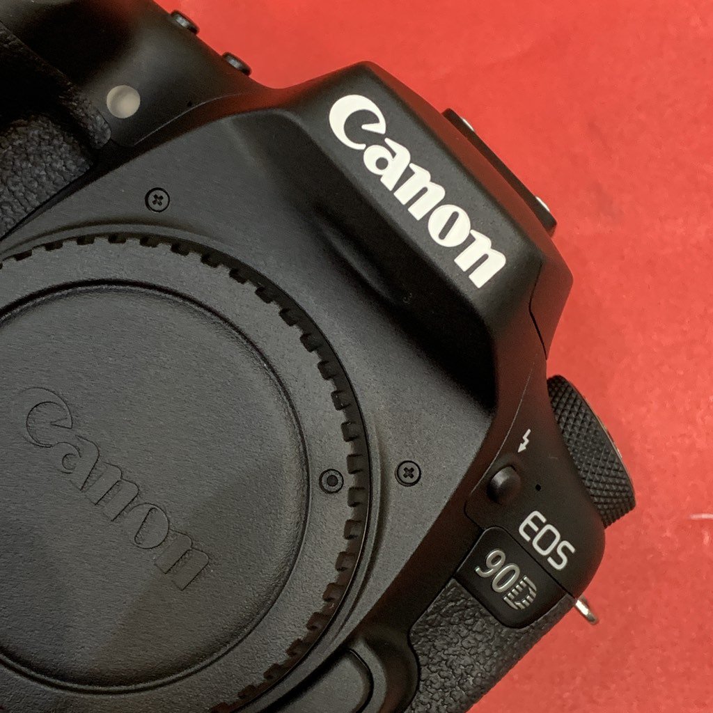 firesidecamera's tweet photo. New Canon EOS 90D in-stock!
•Now with new 32.5MP sensor
•4K/30fps video
•45pt AF
#canon #canoneos #hotandnew https://t.co/VNilInDZfR