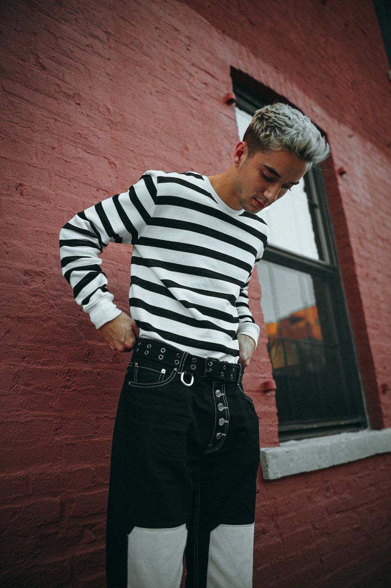 daniel seavey outfits