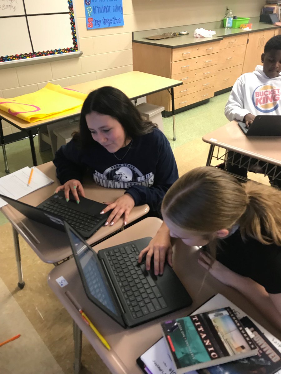 LauraShirkey's tweet image. This is what cooperation looks like... #cwmschangemakers #CWway #CWMS_office