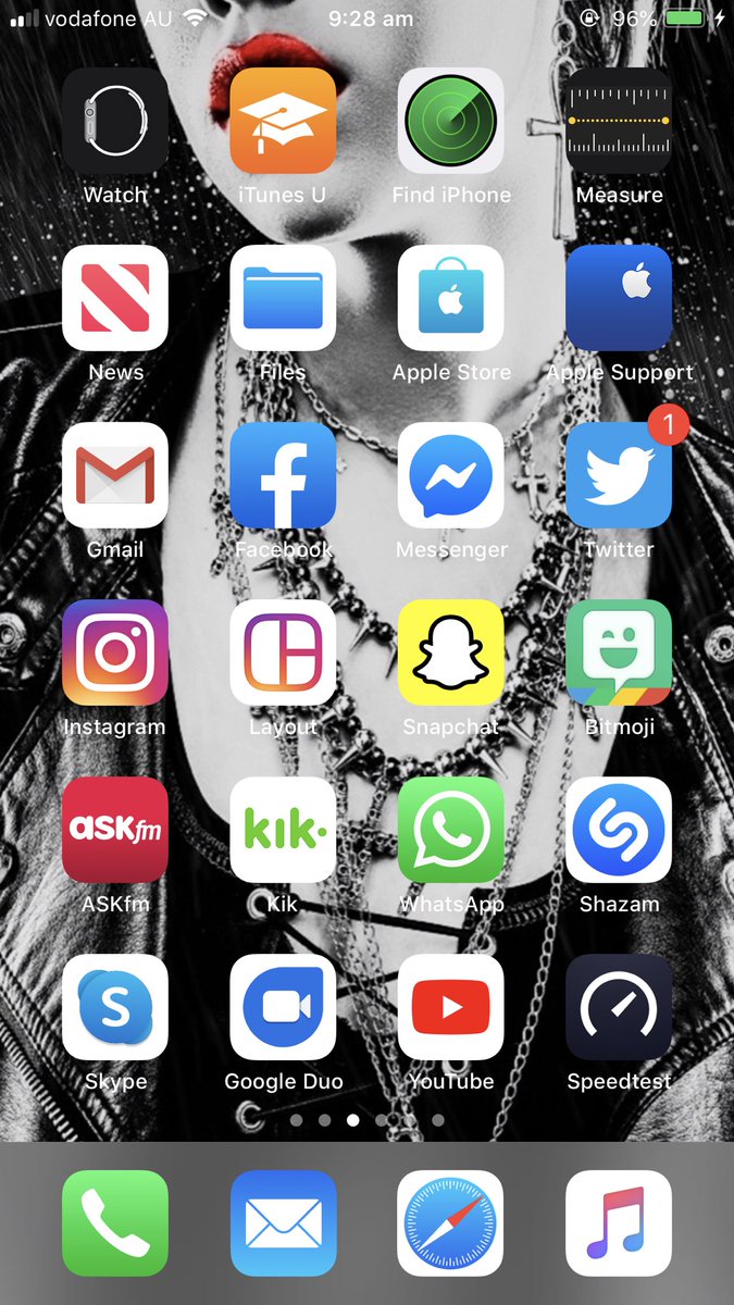BangerzGab35's tweet image. @TwitterSupport @Apple WHY IS THERE A CONSTANT BADGE POP UP WHEN I HAVE 0 NEW NOTIFICATIONS??????? #FixThisProblem 🤬🤬🤬🤬🖕🏻🖕🏻🖕🏻🖕🏻