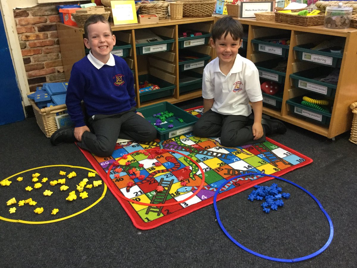 stmarysprimary1's tweet image. Another fun day in Dosbarth 3, we’ve been keeping them very busy! #sortinghoops #writingtable #creativeplay 🐯 ☺️