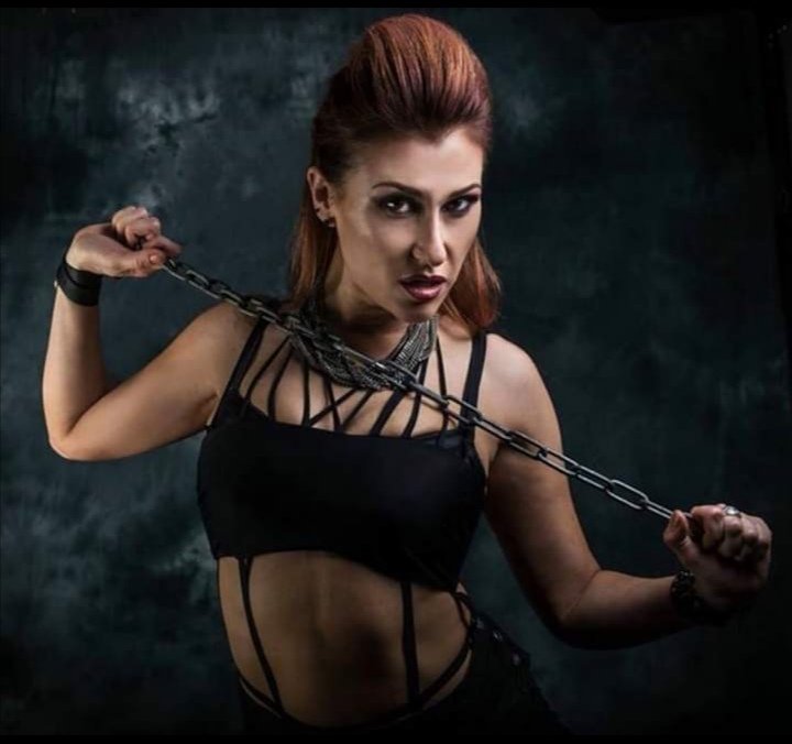 SiennaVenom's tweet photo. Check out my official fans merchandise shop for signed pics &amp; posters 🖤
https://t.co/JIpINoyi36 https://t.co/VbRPCXCoY1