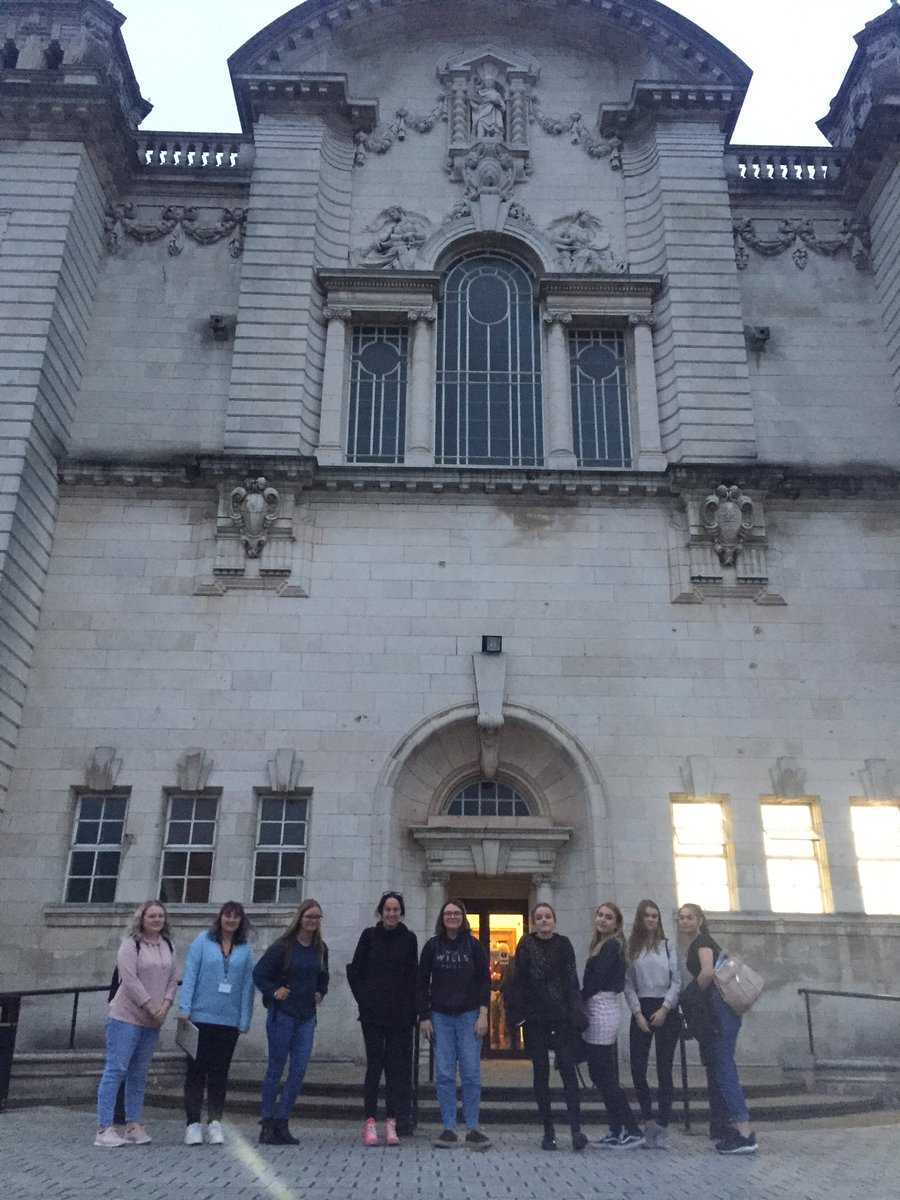 WyedeanGeog's tweet photo. A Level Geographers visit Cardiff University @CU_EARTH to hear a lecture on volcanic eruptions by Prof Steve Sparks. #higherlevellearning #worldexpert #nextbigonesinturkey #boom @WyedeanSchool https://t.co/nUBuM8YeQH