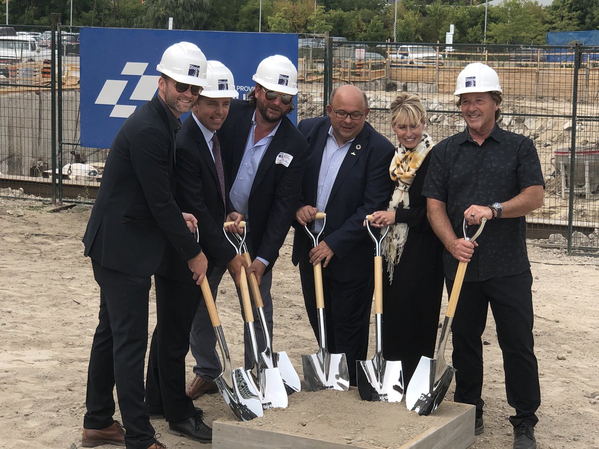 europrospaces's tweet photo. Great @GloveBoxKW groundbreaking event today! Awesome to see more development coming to @DTKitchener. @WhitneyInSite @MomentumPTP @berryonline @CityKitchener #zehrgroup https://t.co/dqoK5K3QTB