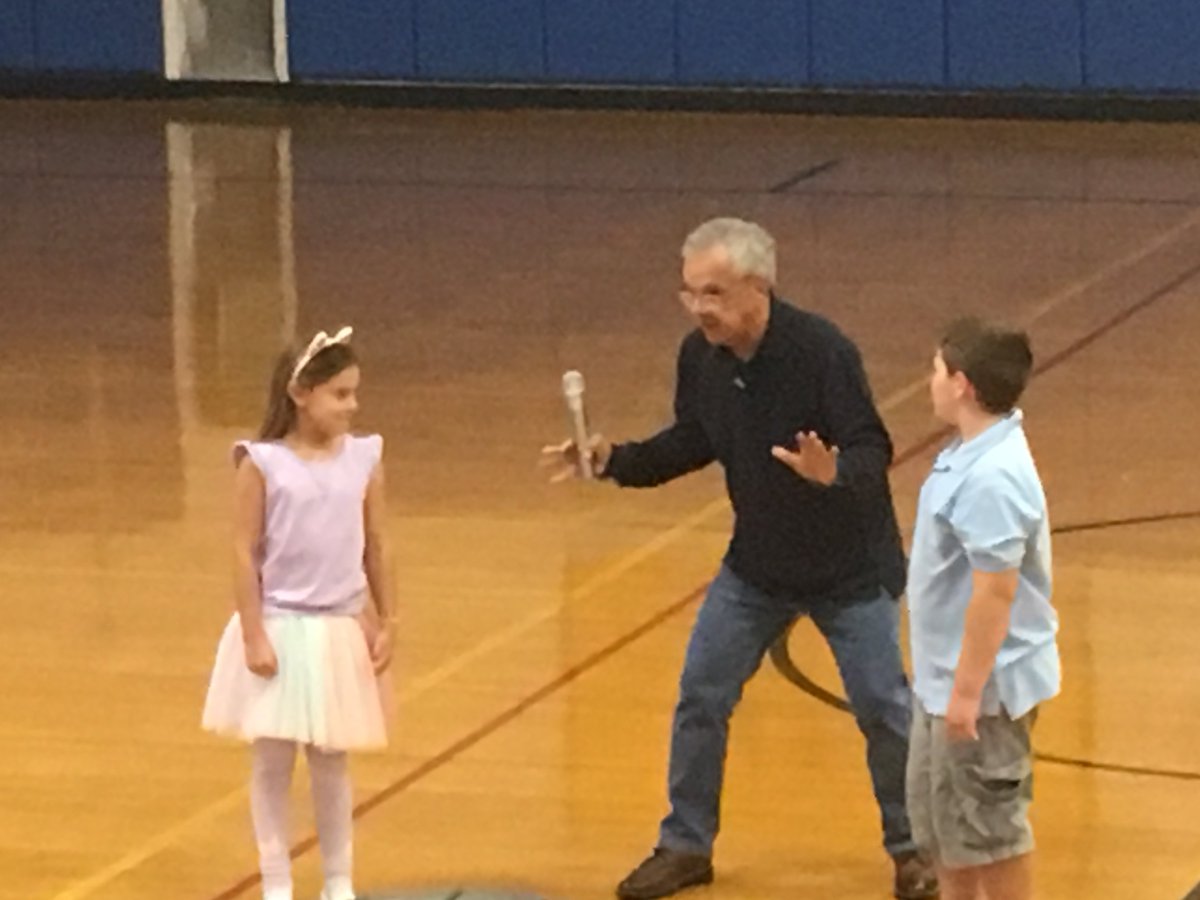 COLschools's tweet photo. Everyone @COLschools was so excited to meet author 🌟MIKE LUPICA!!! Thank you @rjjulia for bringing @MikeLupica to Colchester, Connecticut Public Schools! https://t.co/SHCMn17e20