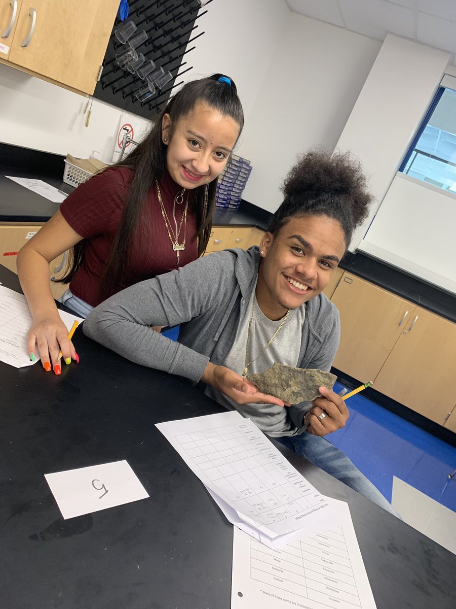 ENL students deciding #living or #nonliving at various stations around the room! #BiologyIsFun #ProudToBeLB #differentiation #handsonlearning