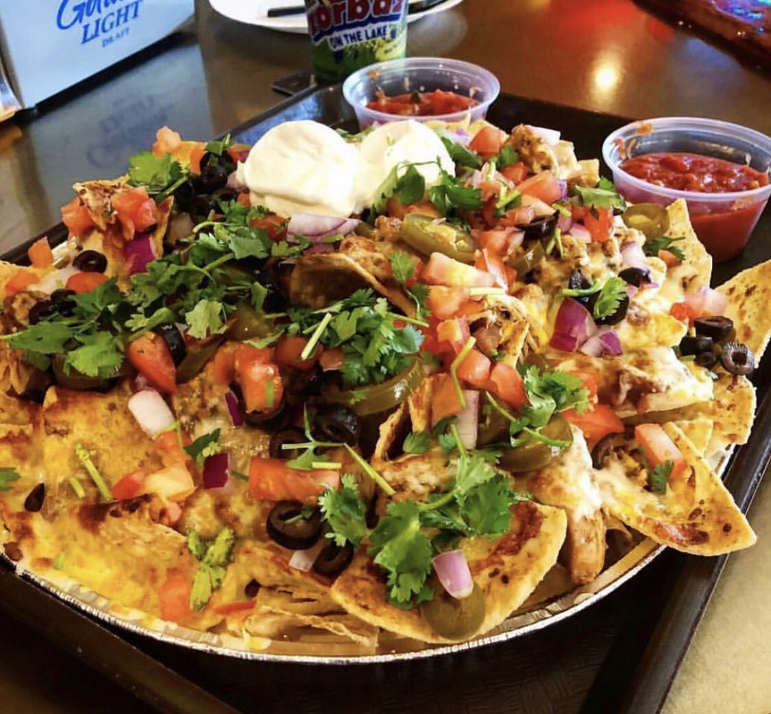 Zummer iz on itz way out, Nacho bod zeazon iz on deck!