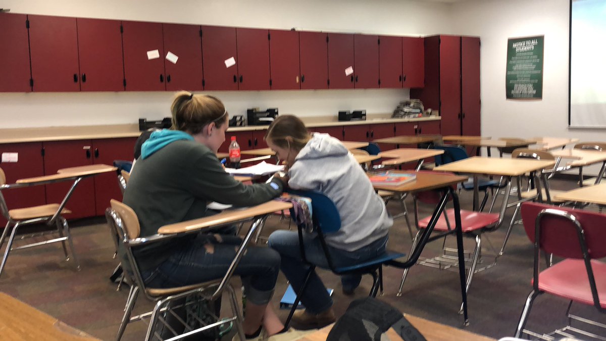 HaillieTaylor's tweet photo. Just working away on Cons Math! #hhs #attitudeofexcellence @Hotchkiss_HS https://t.co/BW1zvLcIPr