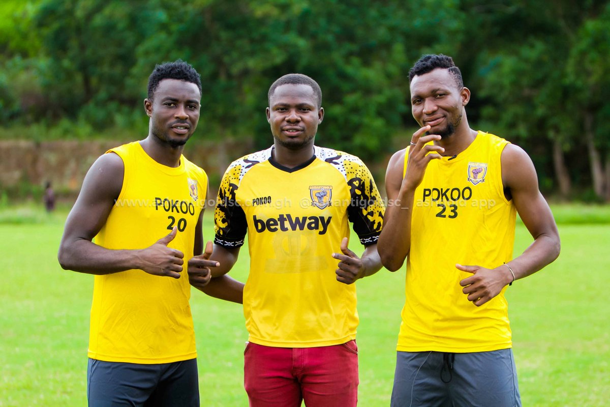 AshantiGoldSC_'s tweet photo. "Feel good factor" 😊
We are ready for a "blast". #MINERS
#BerkaneWillFall
#OperationFillLenClay💛🖤
#YellowandBlackWeek https://t.co/YGntHYcxkw