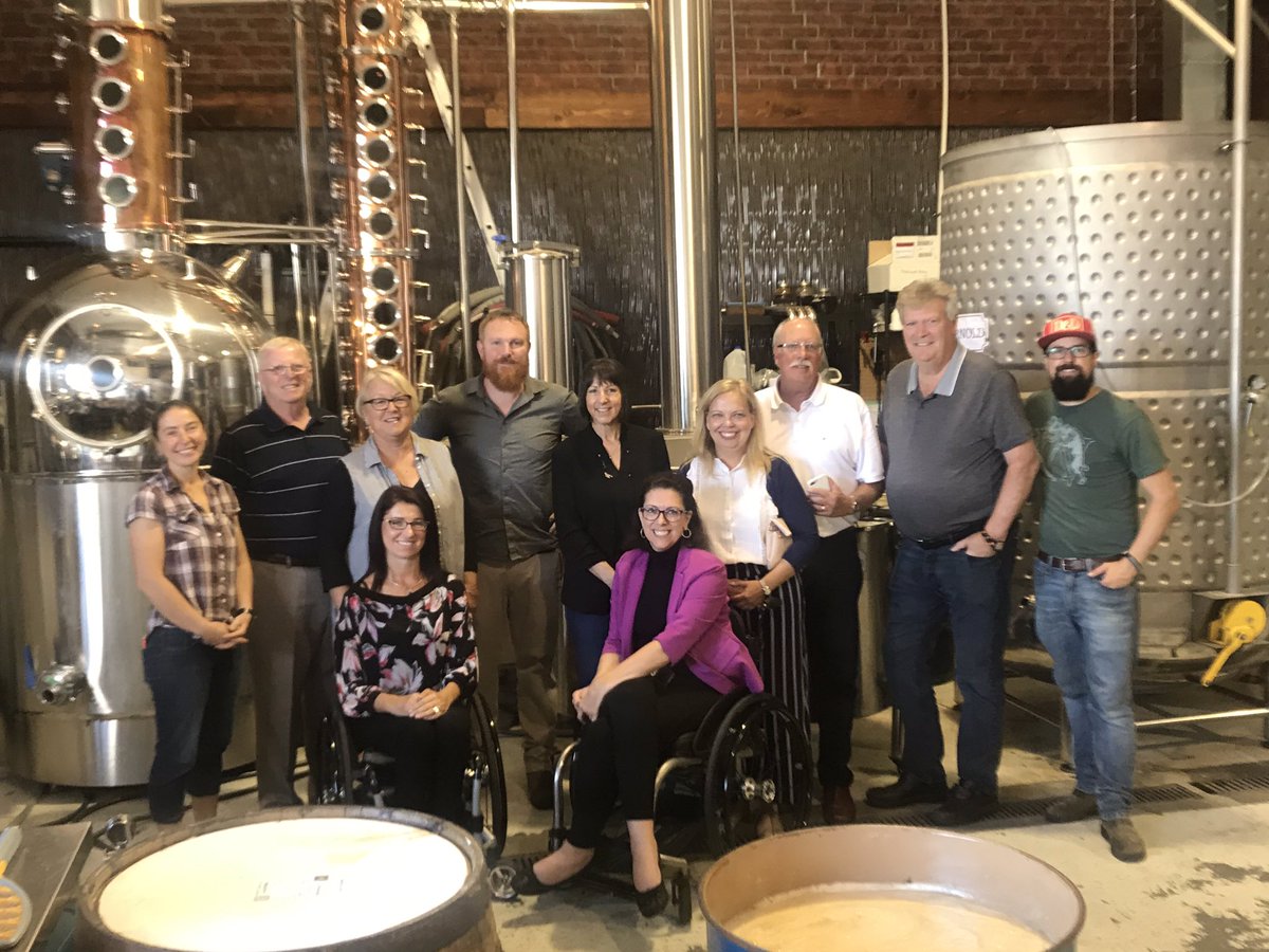 Stilwell4BC's tweet image. Learned so much about craft distillery production @WaywardDistilation. Did you know it takes 750 ml of honey make750 ml vodka? Thanks for inviting us! @drinkwayward
#BeeUnruly #HiveToGlass