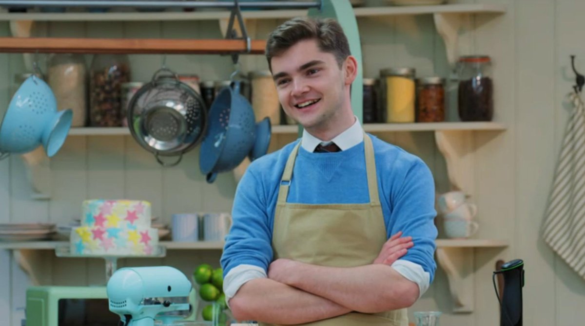 Henry could honestly burn down the tent if he wanted to and I'd still support him until the end #GBBO