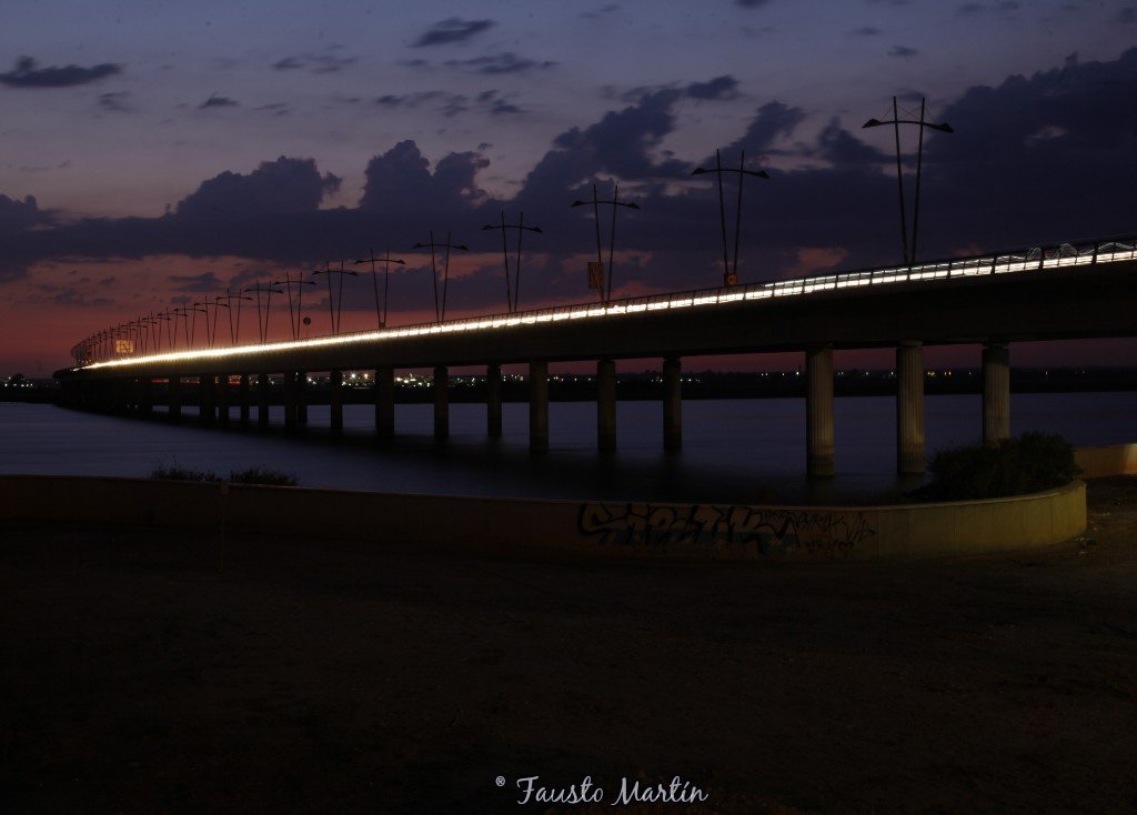 Tardes de paseos 
Huelva
#Huelva #fotografia #HuelvaLaLuz #sienteHuelva #masdehuelvaqueunchoco #PintoFotografía #destino_AND #canonespaña <a href="/Meteohuelva/">MeteoHuelva.es</a> <a href="/andalucia_news/">Andalucía in English</a> <a href="/huelvaturismo/">huelvaturismo</a> <a href="/viveandalucia/">Vive Andalucía</a> <a href="/APHuelva/">Puerto de Huelva</a> <a href="/andaluciaparais/">andaluciaparaiso ❤</a> @eltiempoccosta