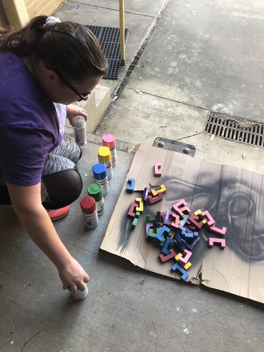 visithandson's tweet photo. We are sprucing up the place! We are closed now, but we will reopen Thursday at 9am, so come and see all the new changes! #hodc #visithandson #changes #sprucing #allages #familyfun https://t.co/N61jhnpVQB