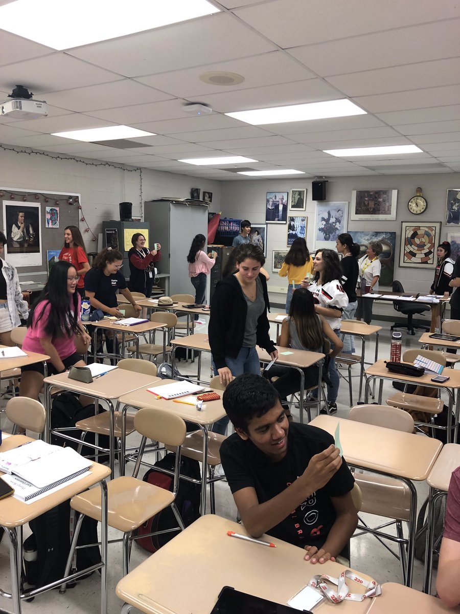 AP Interrelated Arts students measuring the Golden Ratio throughout the classroom as a beginning study of Neo Classicism. @BHSEnglish220 #powerofliberalarts #humanitiesmatter
