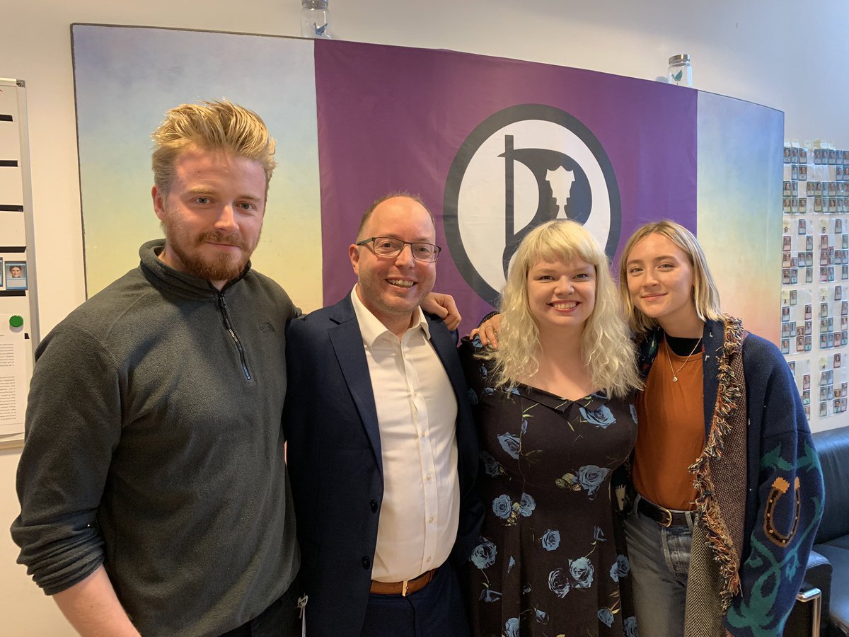 sunnago's tweet photo. Had a lovely time with @JALowden and Saoirse Ronan this evening as they visited @smarimc and me in the Icelandic parliament. Thanks for introducing likeminded people @HannahB4LiviMP! Next time I hope we’ll all meet up in Iceland together :) https://t.co/s3cnNyE261