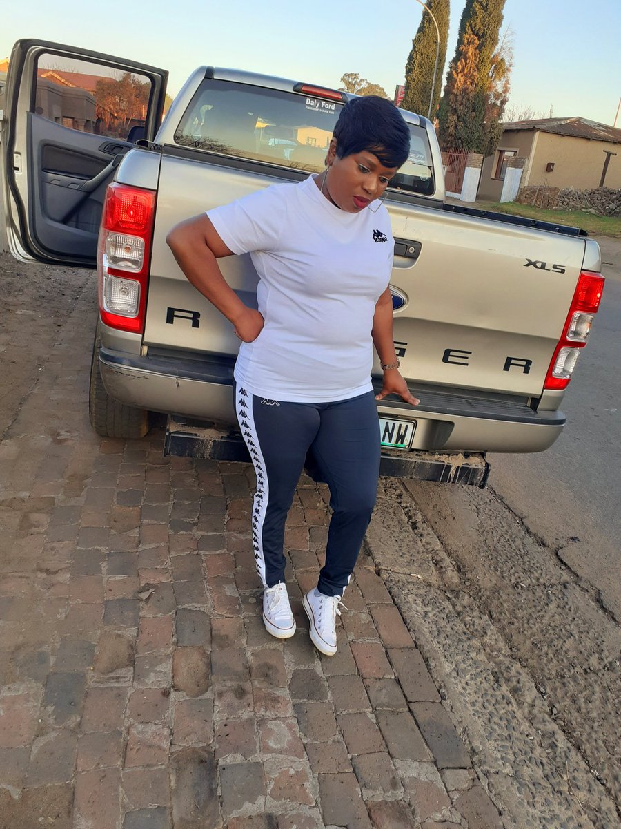 bade4lyf's tweet image. My Sunday be like....👌