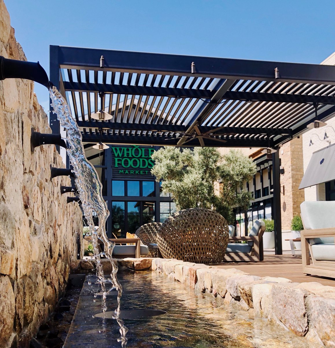 Just another beautiful day at The Vineyards ☀️ When is your next visit? #experiencethevineyards