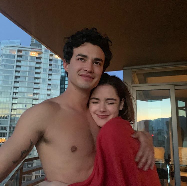 FlyingSpellbind's tweet image. I brought him to the pool for another mortal date &amp;lt;3