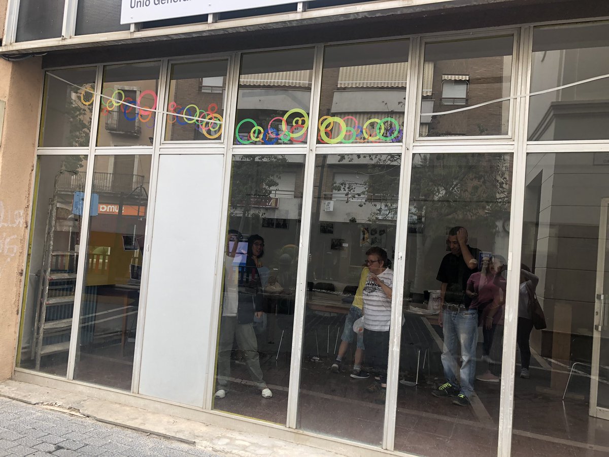 jerusalen_torra's tweet photo. Ja ho tenim en marxa , Grup Creatiu del Ventall - Fundació Sta Teresa del Vendrell.
Fa un goig que enamora #donesvendrell estic encantada ❤️❤️❤️ https://t.co/E4X0FWNkGm