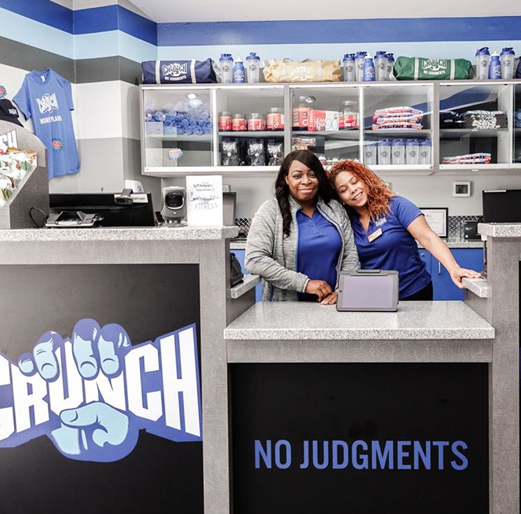 CrunchGym's tweet photo. Our #CrunchFam is the best! 📸@crunchmorrisplains https://t.co/Lv7gicJWR0