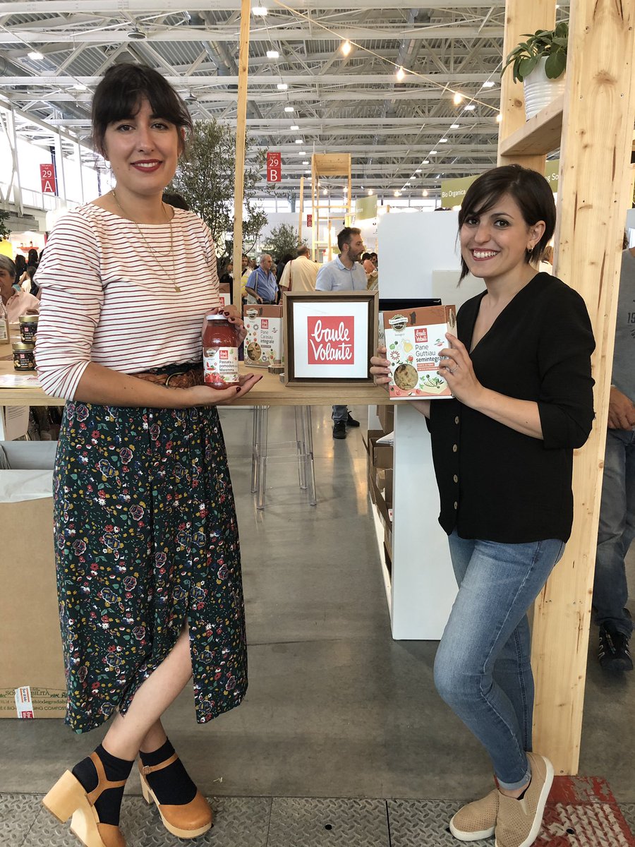 Ogni anno #Sana ci regale giorni ricchi di sorrisi, abbracci e momenti di condivisione. Un grazie speciale a tutti e alle nostre blogger Michela Dessì e Francesca Giovannini! È stato speciale. ❤️