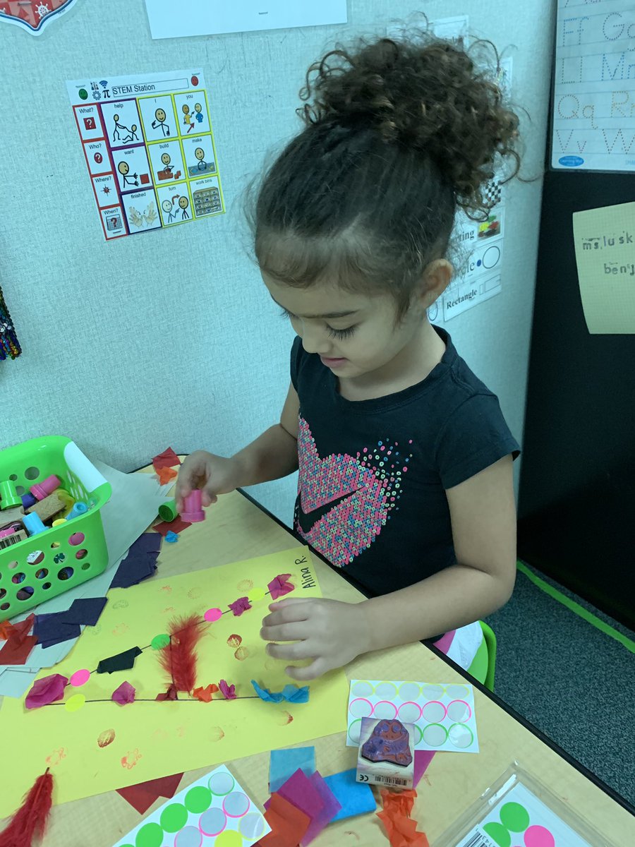 MsLuskSPED's tweet image. We made our letter creations today for the first letter of our names! @BPE_Broncos @FortBendISD #PPCDRocks #FineMotor #LetterID #LetterAwareness #Creative #AppliedLearning #BroncosForever
