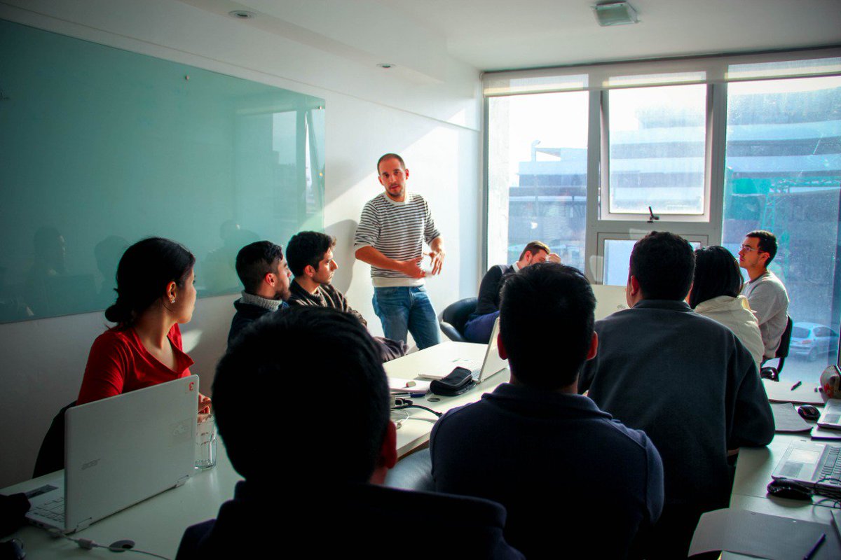 LaFundacionLeon's tweet photo. INSPIRACIÓN | COMPARTIÓ SUS CONOCIMIENTOS Y EXPERIENCIAS 

Muchas gracias por tu charla  @JoseSahad, ex director de Ingeniería de @MedalliaArg, para nuestros Futuros Programadores en #Infomanager #Tucuman 
.
.
.
#programadores #FundacionLeon https://t.co/znO79D1RLy https://t.co/YsZJtdZg3h