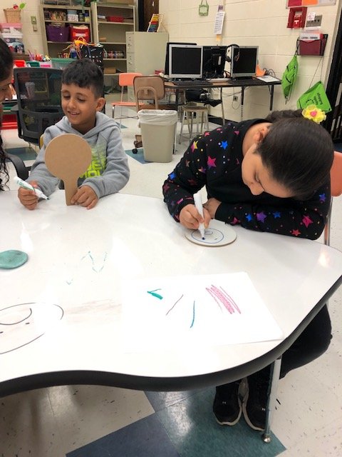 Drawing our emotions in the newcomer group😀😢😲