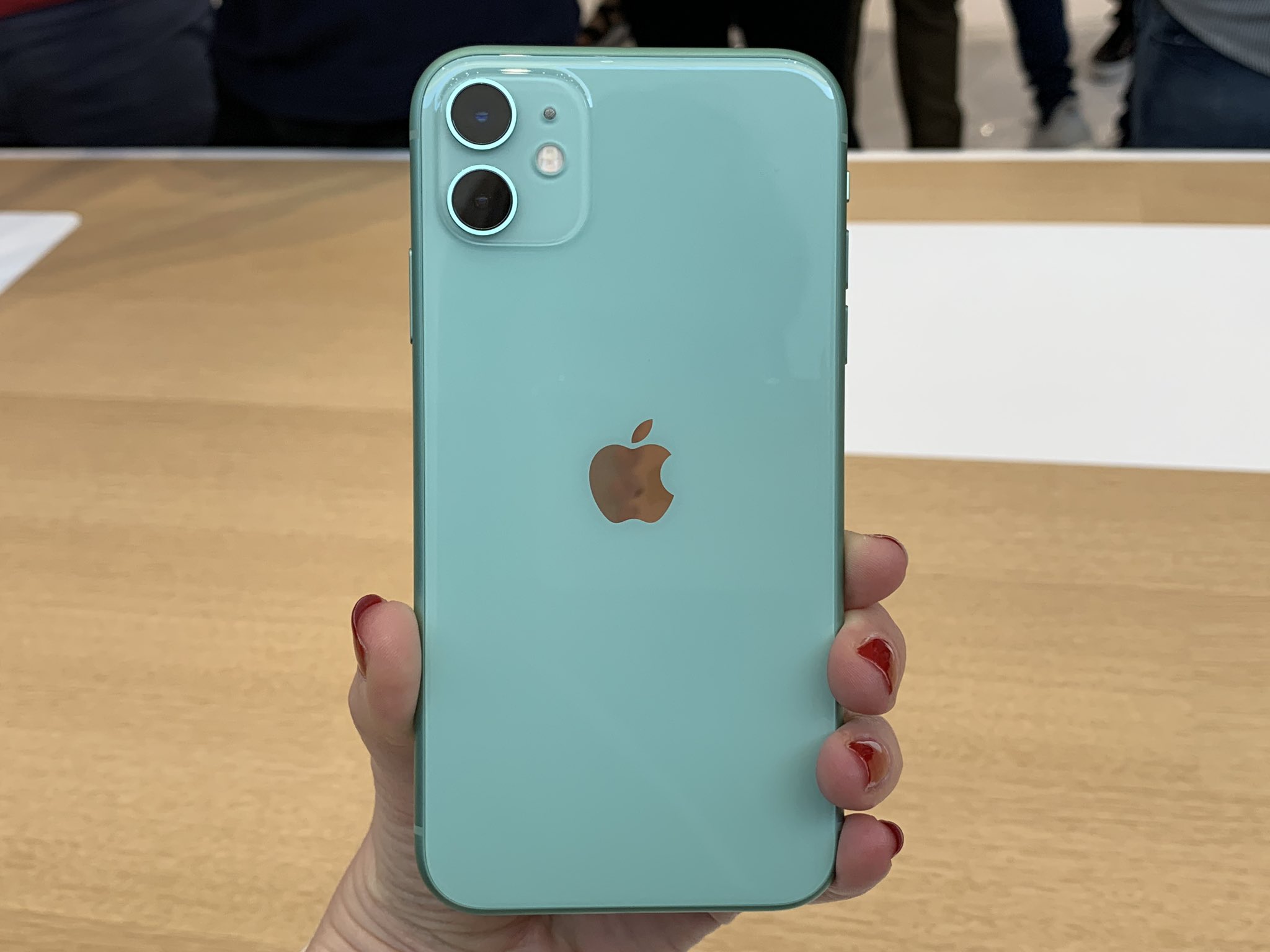 Айфон 11 магнитогорск. Iphone 11 128gb. Iphone 11r. Айфон 11 128 ГБ цвета. Apple iphone 11 128 ГБ зеленый.