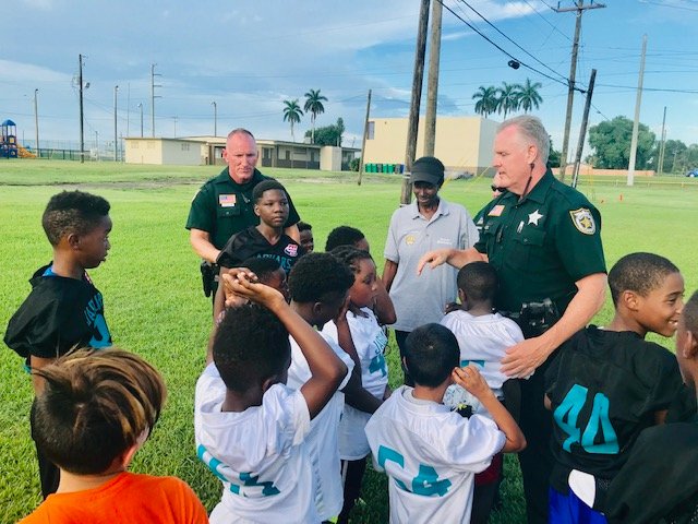 PBSO (@pbcountysheriff) on Twitter photo Proud to partner with <a href="/InJacobsShoes/">In Jacob's Shoes</a> to donate brand new Football cleats to kids in South Bay. We got lots of "thank you's", some fist pumps, but most of all, we got lots of smiles. 😁👟🏈 Proud to partner with <a href="/InJacobsShoes/">In Jacob's Shoes</a> to donate brand new Football cleats to kids in South Bay. We got lots of "thank you's", some fist pumps, but most of all, we got lots of smiles. 😁👟🏈
