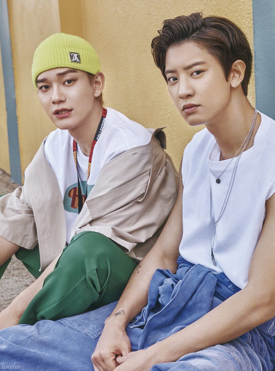 jongdae pics tweet media
