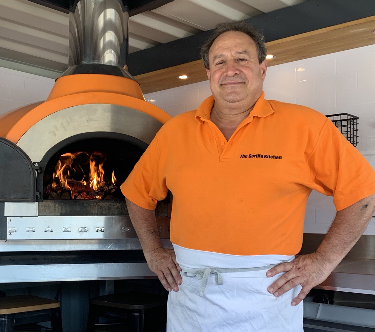GorillaYummy's tweet image. Thanks to everyone who voted for us. Roberto is on a national shortlist of 4 to be awarded Street Food Chef 2019. He’ll be cooking #wednesday in #steyning, #thursday in #brighton &amp;amp; #friday-#sunday #worthing #beach 
#authentic #italian #woodfired #pizza #sussex @SteyningFDFest