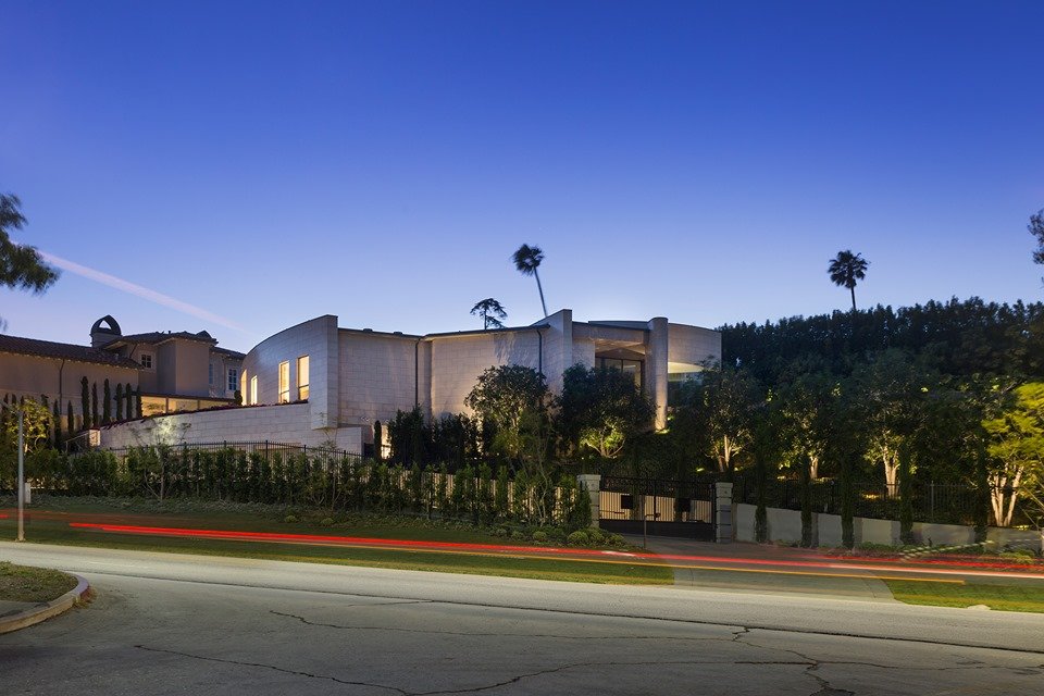 ficrest's tweet image. This home is completely monitored through Ficrest Integration. Whether you live in a busy or quiet neighborhood, security and maintenance should be a priority! 🖥🔑

#FicrestIntegrationInc #Security #Maintenance