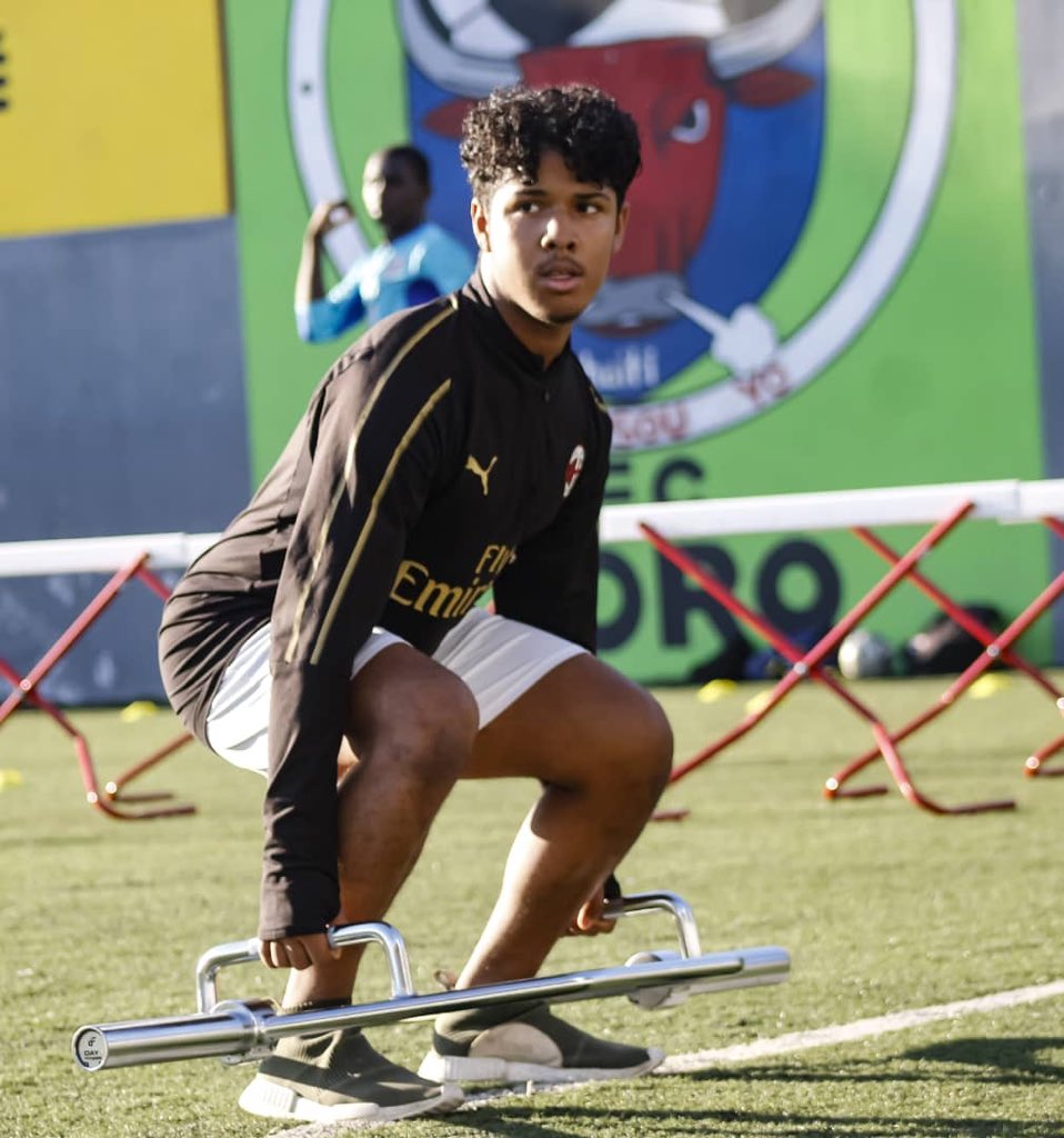 fc_toro's tweet photo. 9-9-19 marked the first day of #HEA #school #academic #athletic program for #elite players🙌🏽💥💯💚 It was a full day for our players who started at 7:00 am with #fitness training followed by classes @fidem_academie👏🏽🇭🇹⚽️
.
#fctoro
#unique
#creating
#inovating
#islandlife
🌴🇭🇹⚽️ https://t.co/F91V4DWCjE