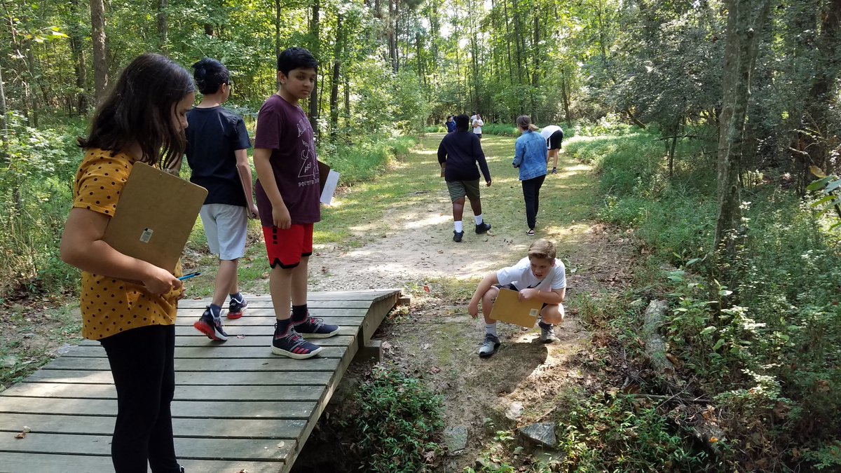 Guy Crotsley (@rtmsguy) on Twitter photo Snake skins, minnows and bugs...Oh My! #rtmswolves studying Niotic and Abiotic factors in Ms. Pope's 7th grade science class! Snake skins, minnows and bugs...Oh My! #rtmswolves studying Niotic and Abiotic factors in Ms. Pope's 7th grade science class!