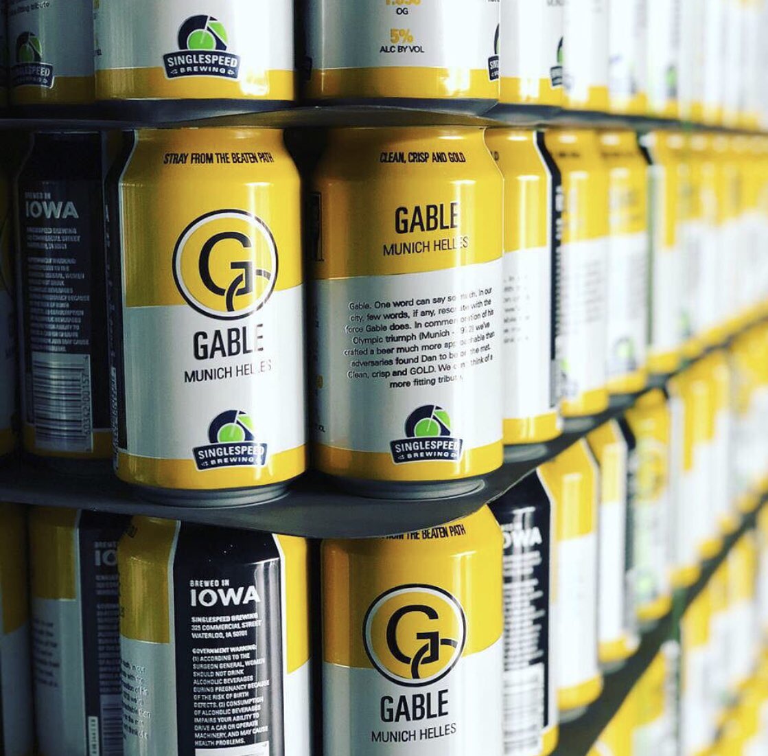 SingleSpeedBeer's tweet photo. The name on this can resonates statewide. The can itself is comfortable in any cooler, no matter the collegiate allegiance. #NCAAChamp #OlympicChamp #cyclone #coach #hawkeye #nativeiowan #livinglegend #goodasgold https://t.co/MInYDQCkHr