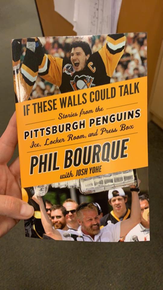 BNWaterfront's tweet photo. Just opened up a box and this gem!!!!!
#philbourque #bnwaterfront #bnknowsbooks https://t.co/K3etgijXYO