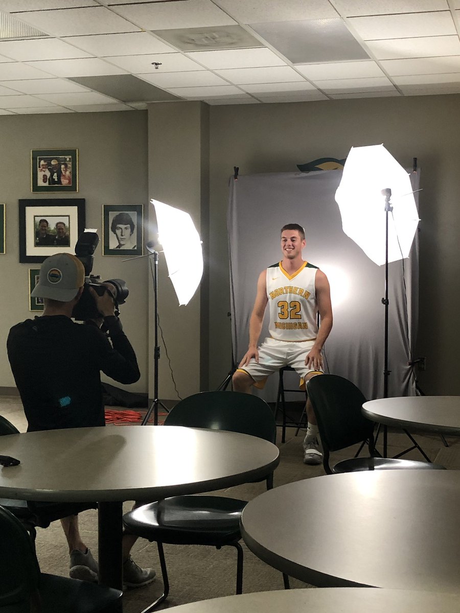 Last Picture Day ever for the Seniors. Looking 🔥 <a href="/STaylor_3/">Sam Taylor III</a> <a href="/matelski32/">Marcus Matelski</a> and <a href="/Milo_Howard33/">Myles Howard</a> #LastRide #BeDifferent #GoCats