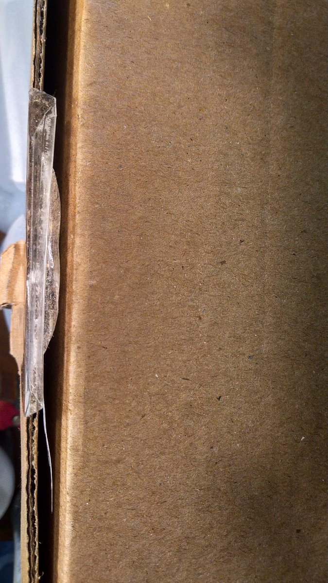 eloheem1133's tweet photo. #USPS @OIGUSPS @USPSHelp If put my fingers into the same spot it recreates the same result of the paper &amp; striker seal being broken and an inability to get to the contents. @bespokepost #Thanks for the tamper proof inner packaging with sticker seal so my stuff couldn't be stolen. https://t.co/3edEOVaxbg