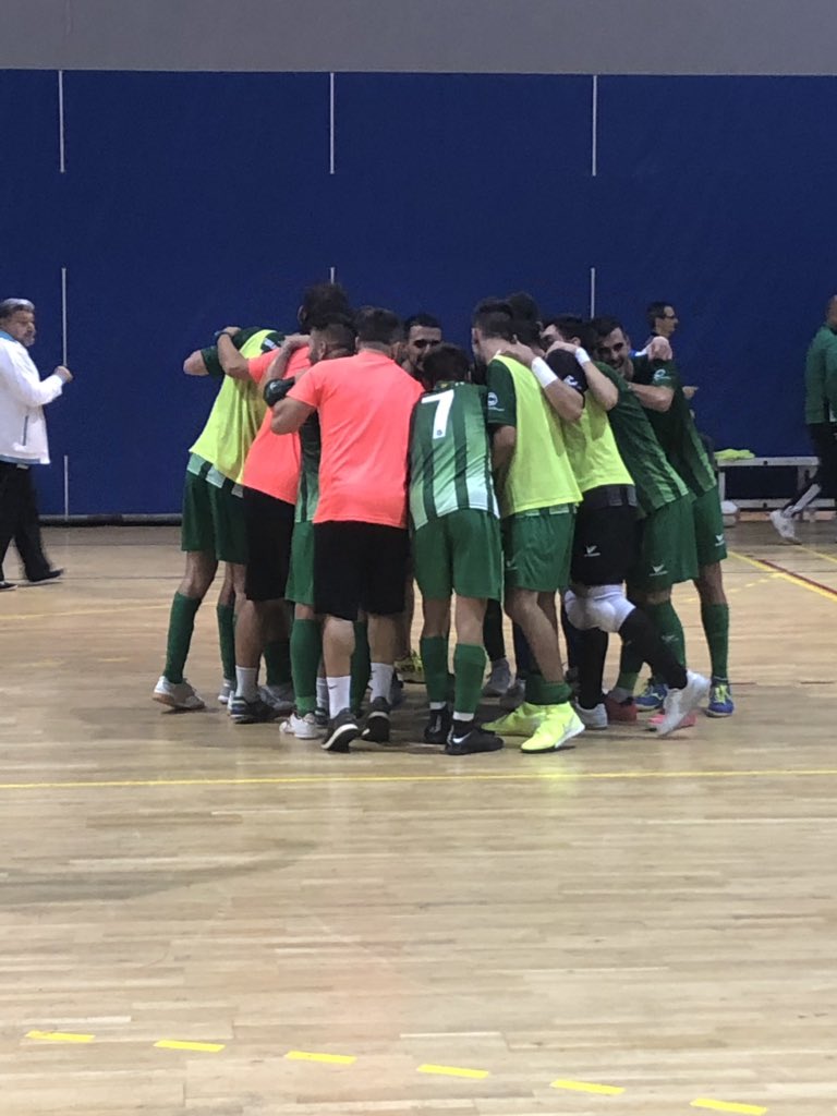 CERDANYOLAFC's tweet image. Victòria a Guiera!!! Els locals dominen en el primer partit de lliga amb el resultat final de @CERDANYOLAFC 6-1 Futsal Lleida! #Somhiverds #2ab
